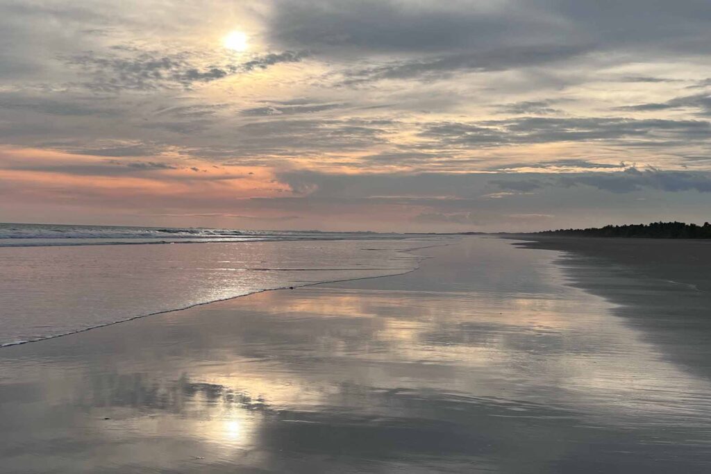 Playa Las Lajas, Chiriqui